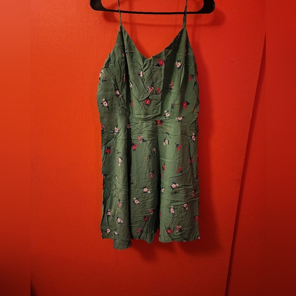 Old Navy Dresses & Skirts - Midi dress